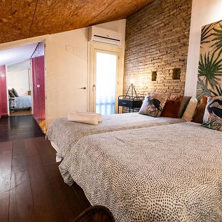 Apartamento 3 Dormitorios En Calle San Vicente. Séville Extérieur photo