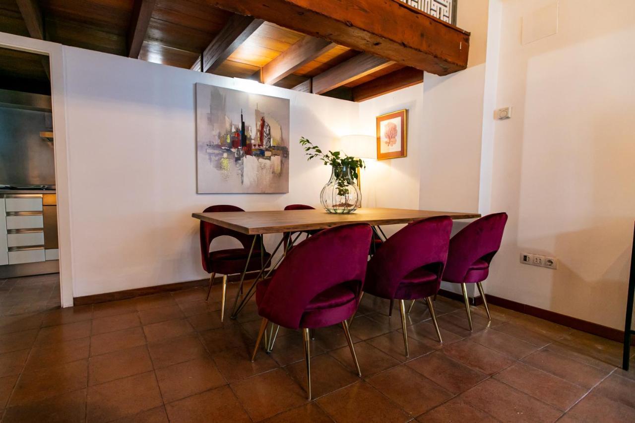 Apartamento 3 Dormitorios En Calle San Vicente. Séville Extérieur photo