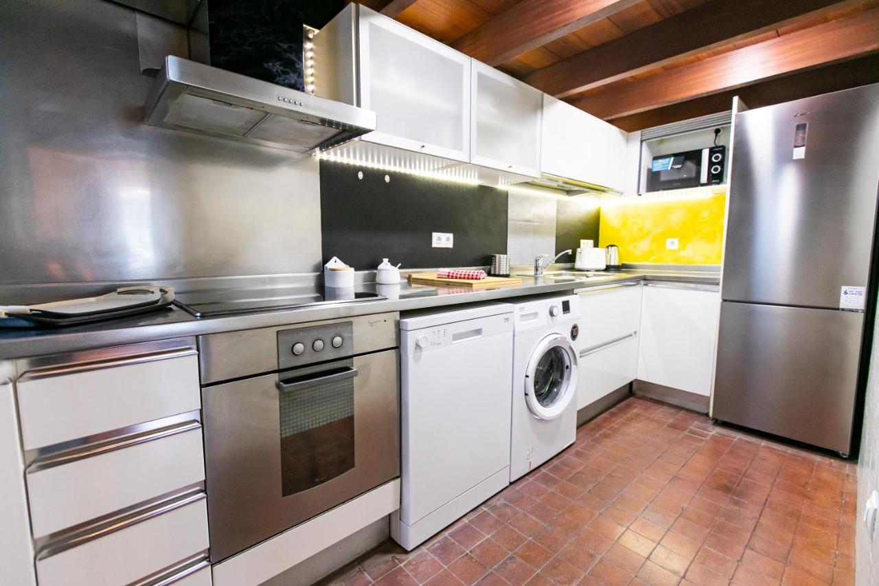 Apartamento 3 Dormitorios En Calle San Vicente. Séville Extérieur photo