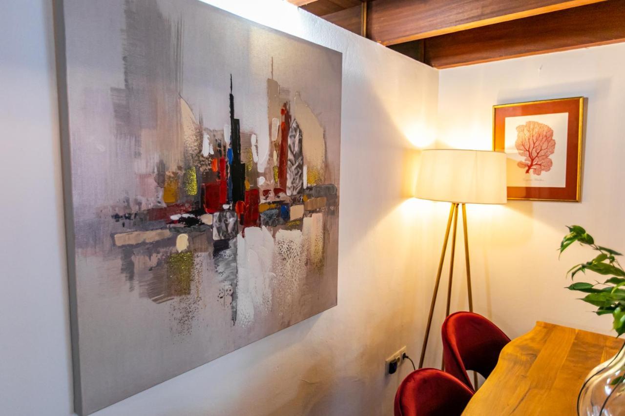Apartamento 3 Dormitorios En Calle San Vicente. Séville Extérieur photo
