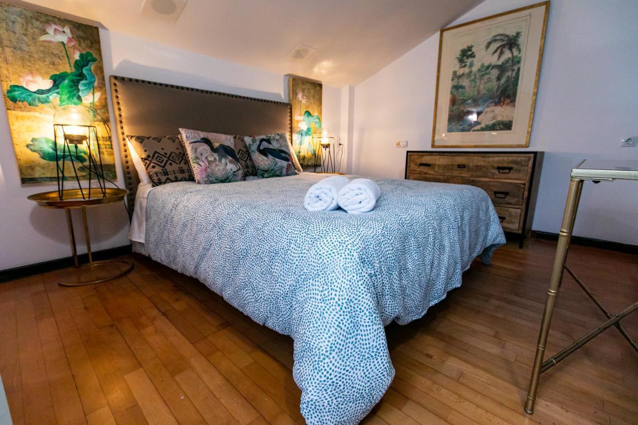 Apartamento 3 Dormitorios En Calle San Vicente. Séville Extérieur photo