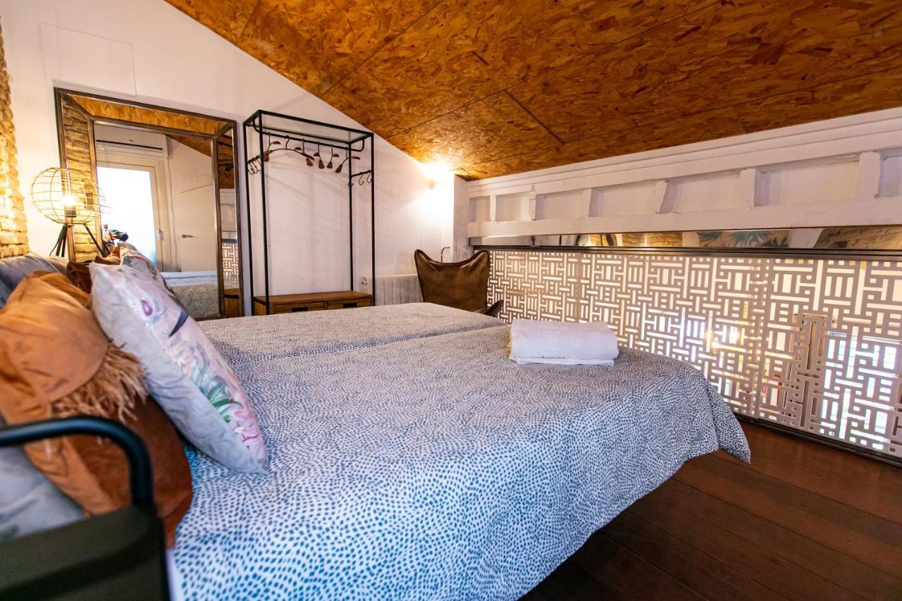 Apartamento 3 Dormitorios En Calle San Vicente. Séville Extérieur photo