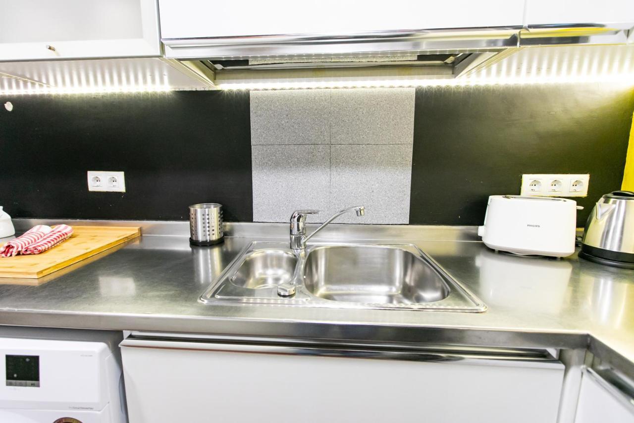 Apartamento 3 Dormitorios En Calle San Vicente. Séville Extérieur photo